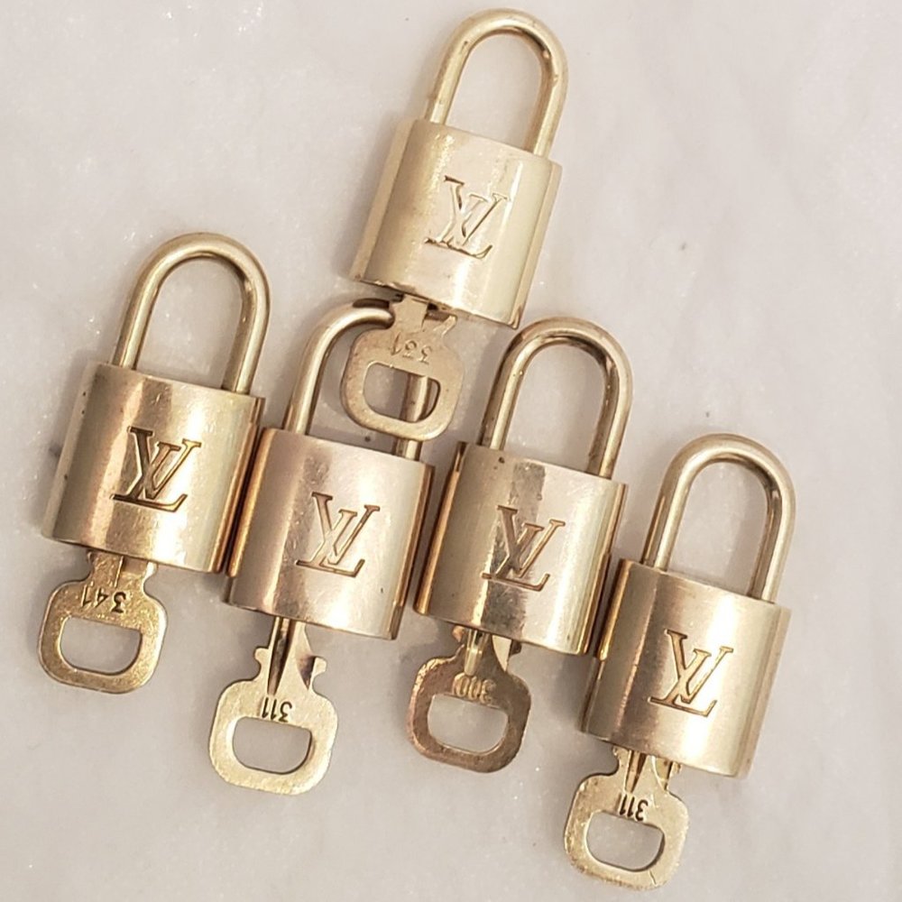COPY - COPY - Authentic Louis Vuitton Lock and Key